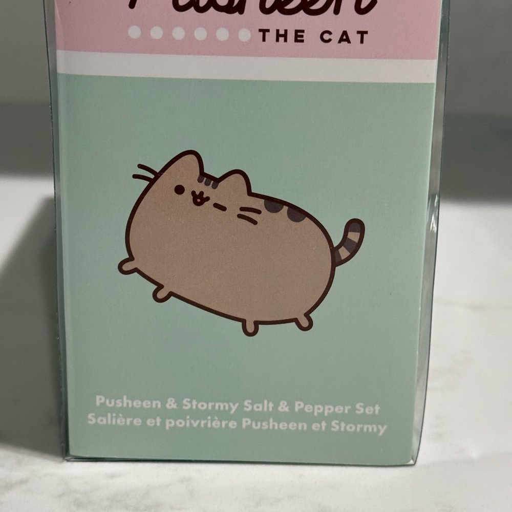 Pusheen the Cat & Stormy Salt & Pepper Shakers- NWT - Picture 5 of 7